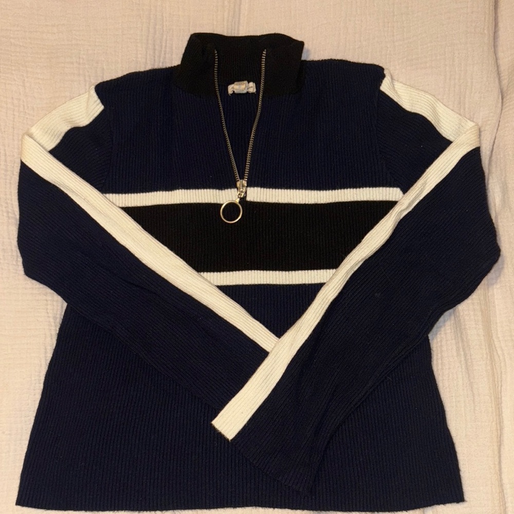 Urban Outfitters Sweater Quarter Vest